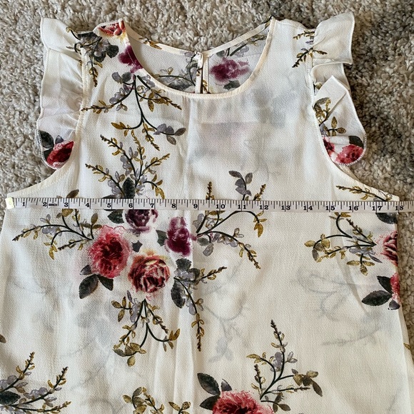White Floral Blouse/Top 🛍🛍 - Picture 6 of 6